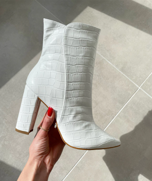 Bota Olívia Croco Branca