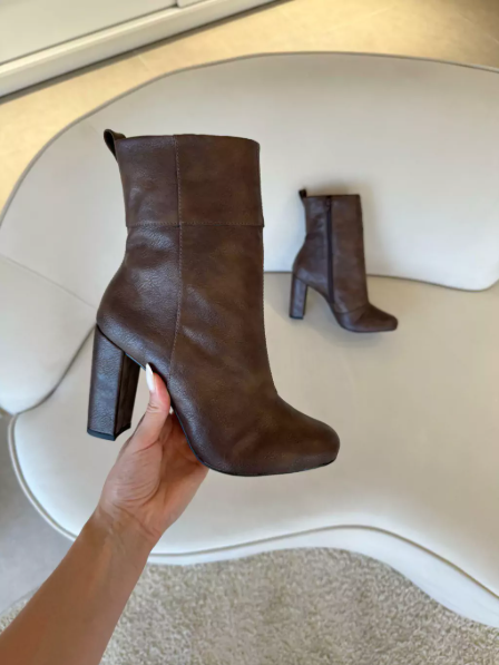 Bota Helena Napa Destroyed Cacau